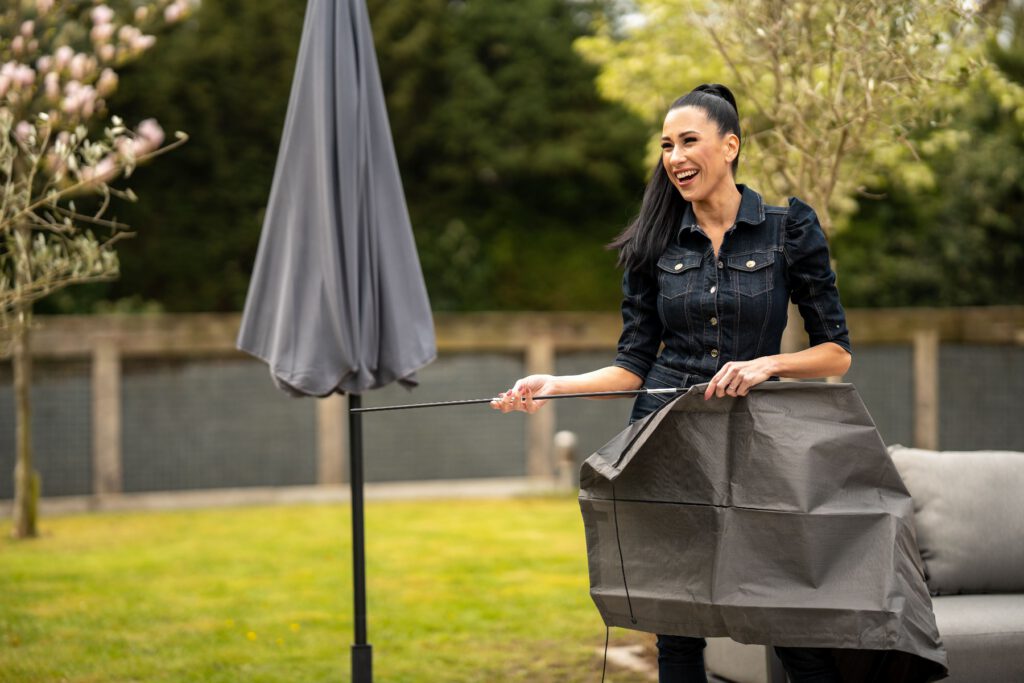 Premium beschermhoes parasol tot 3 meter — afbeelding 2
