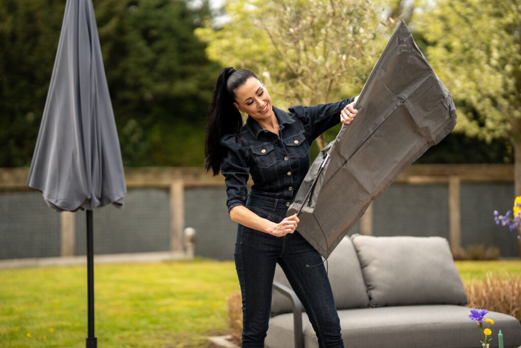 Premium beschermhoes parasol tot Ø 4 meter — afbeelding 4