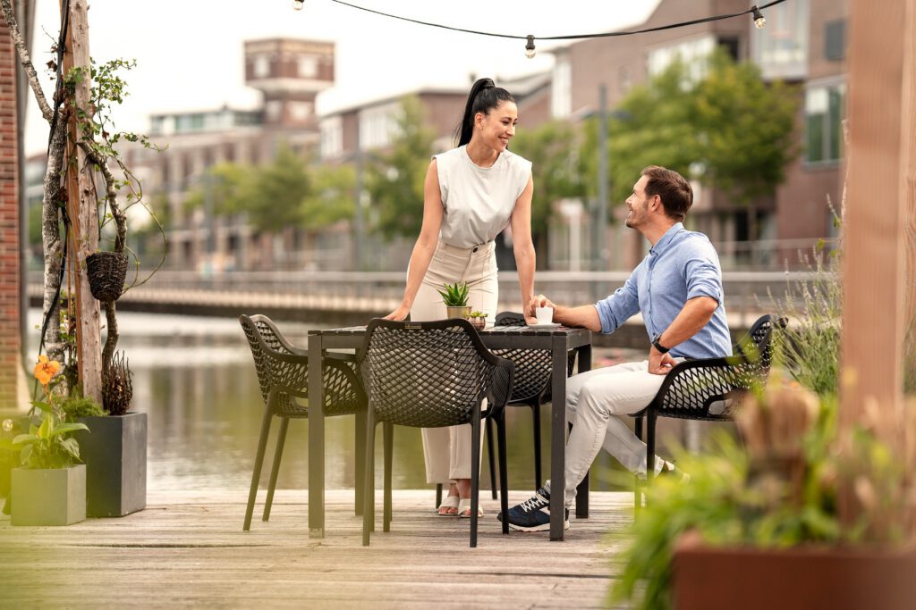 Premium beschermhoes rond geschikt voor tafel tot Ø 170 cm (met stoelen) — afbeelding 3