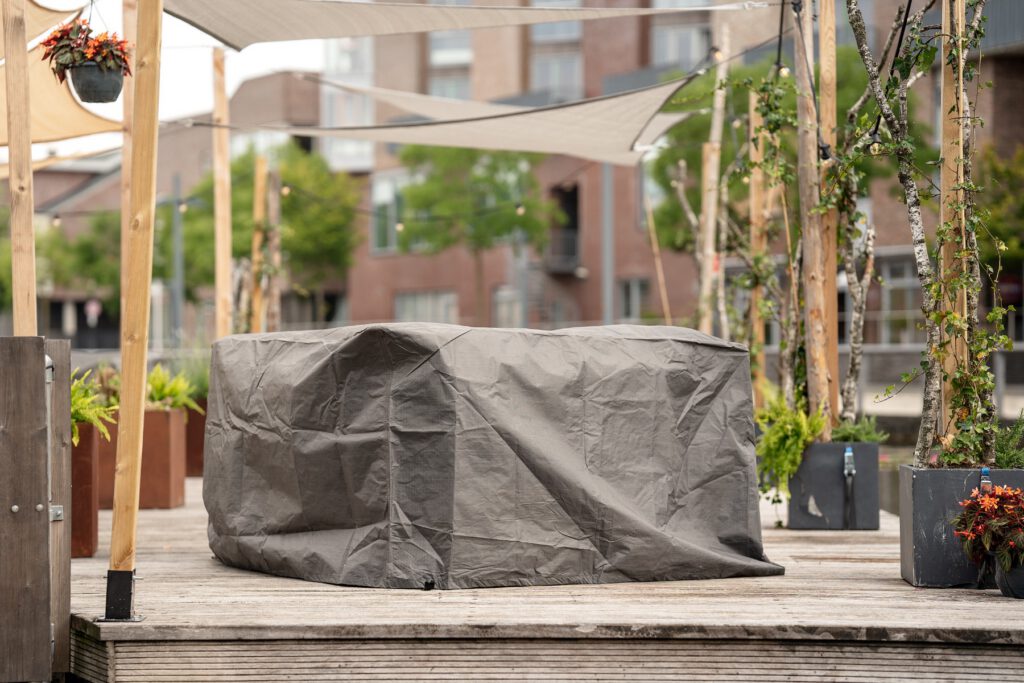 Premium beschermhoes tuinset M — afbeelding 1