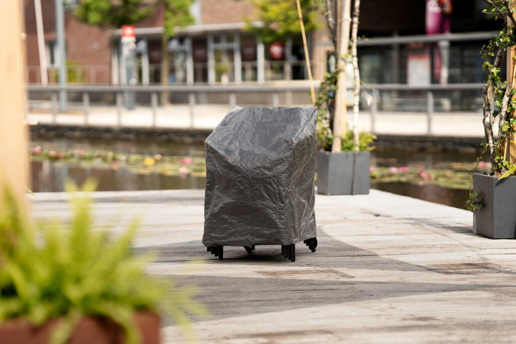 Beschermhoes tuinstoel 66x66x128/88cm grijs